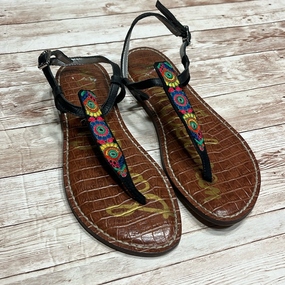 Sam Edelman GiGi Toe Thong Sandals Embroidered Tribal Pattern Size 6-1/2